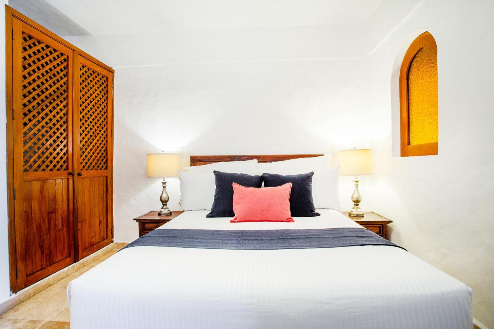 Hotel Suites Mar Elena (Adults Only) Puerto Vallarta Dış mekan fotoğraf