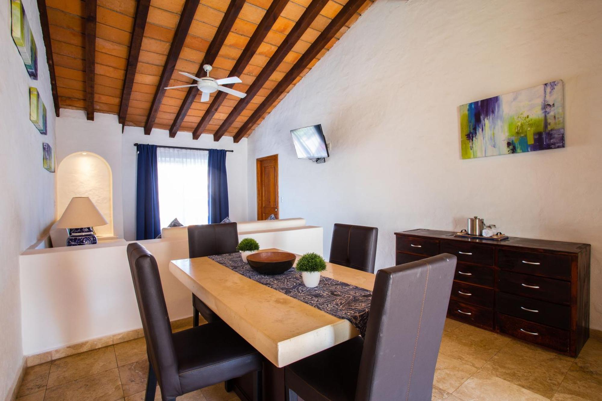 Hotel Suites Mar Elena (Adults Only) Puerto Vallarta Dış mekan fotoğraf
