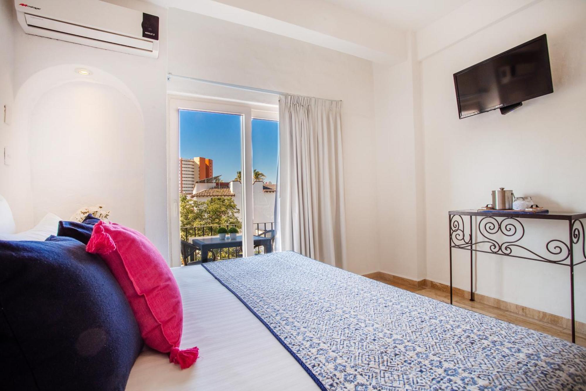 Hotel Suites Mar Elena (Adults Only) Puerto Vallarta Dış mekan fotoğraf