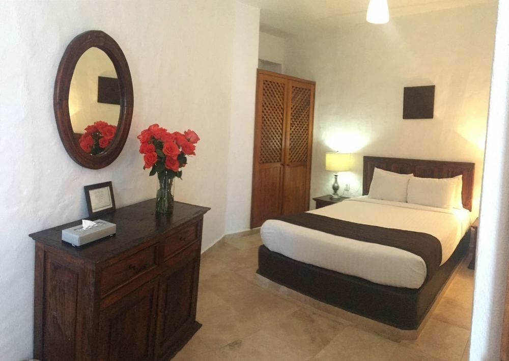 Hotel Suites Mar Elena (Adults Only) Puerto Vallarta Dış mekan fotoğraf